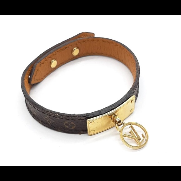 Louis Vuitton Signature Logo Statement Piece Bracelet beautiful Italian design! - Picture 4 of 14